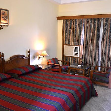 Hotel Bharatpur Ashok Exterior photo